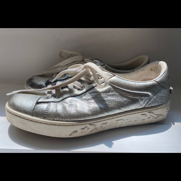 Dior sneakers used. with rubber soles. Some scratches but beautiful anyway - Picture 3 of 9